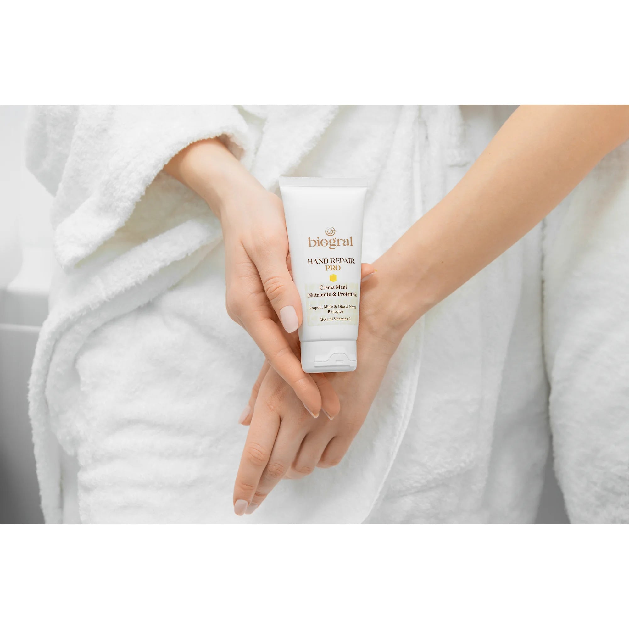 Hand Repair Pro - Crema Mani Rigenerante con Propoli, Miele e Olio di Neem (100 ml)